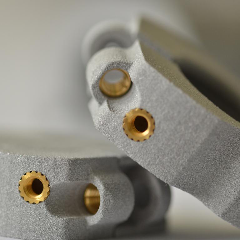 Wir verbauen Ruthex Gewindeeinsätze in den Dimensionen von M2-M8. 